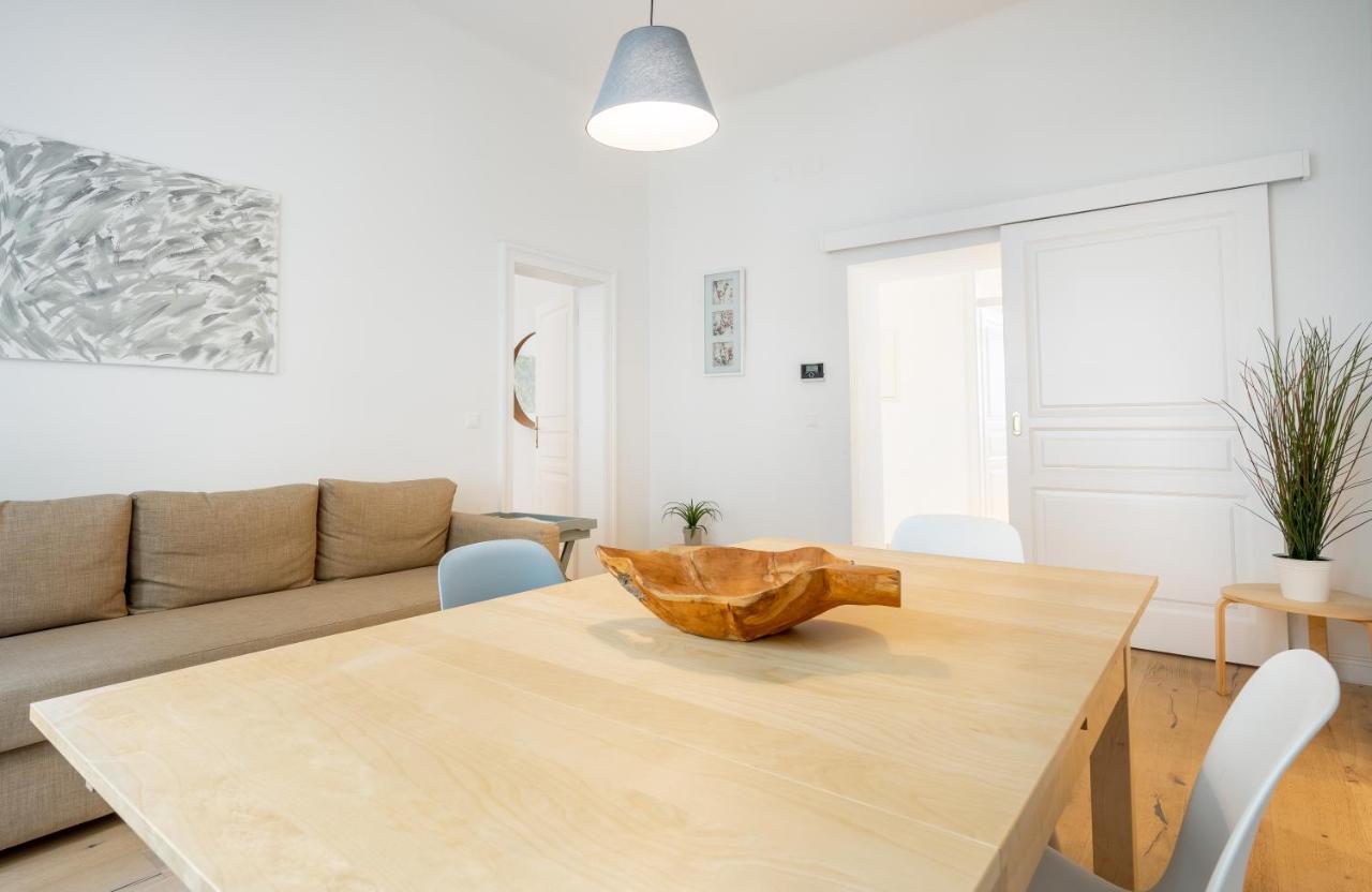 וינה Cottageviertel - Stilvolles Apartment In Parknahe מראה חיצוני תמונה