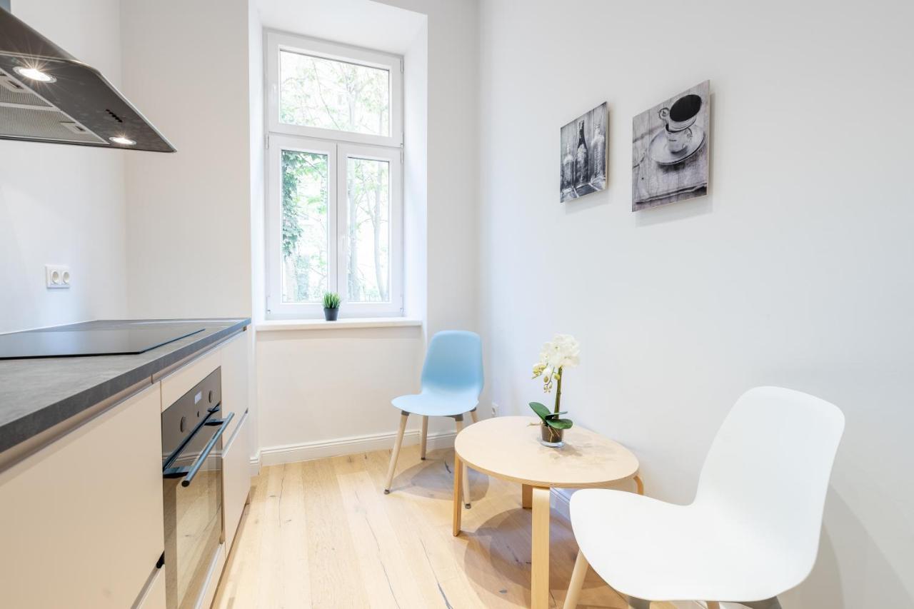 וינה Cottageviertel - Stilvolles Apartment In Parknahe מראה חיצוני תמונה